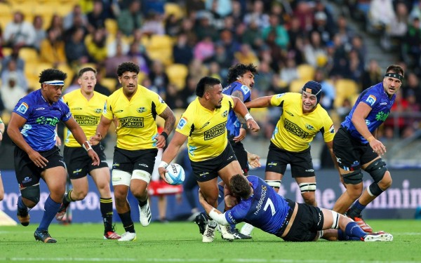 Pacific Radiology helps the Hurricanes get back on the Field