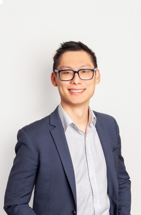 Dr Andrew Li